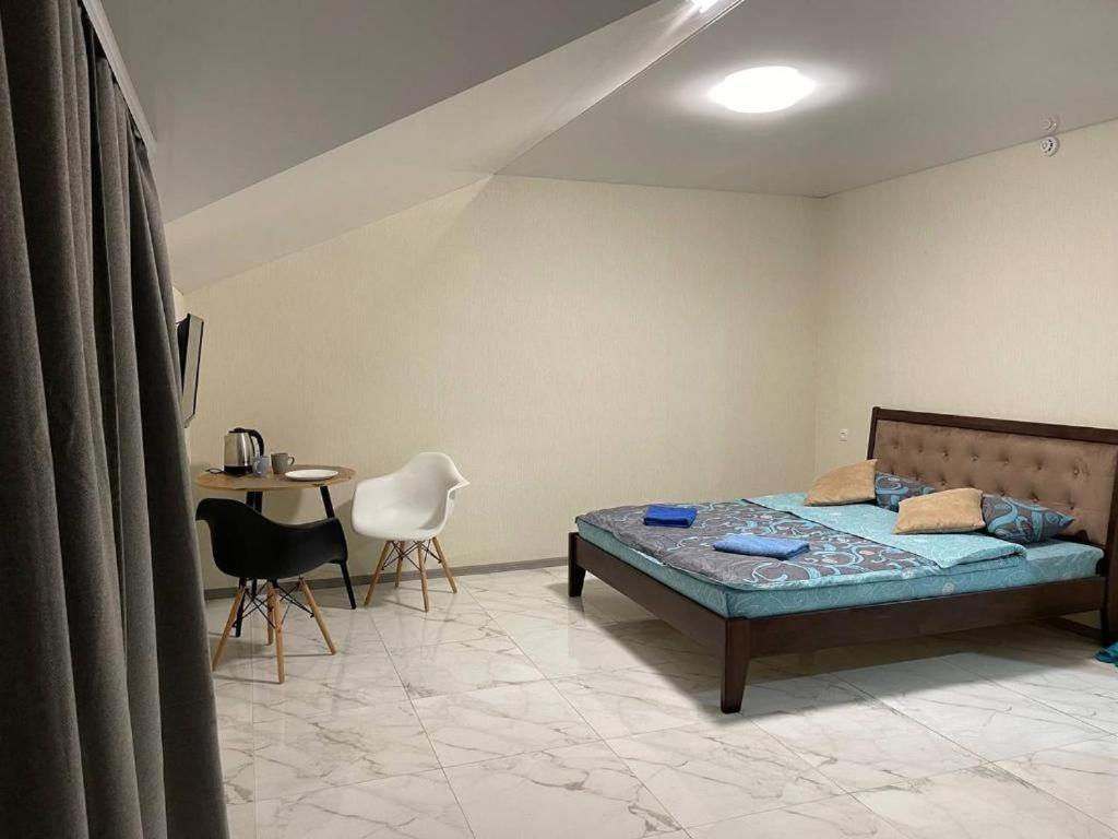 Pitstop Motel Dniprodzerzhynsk Bagian luar foto
