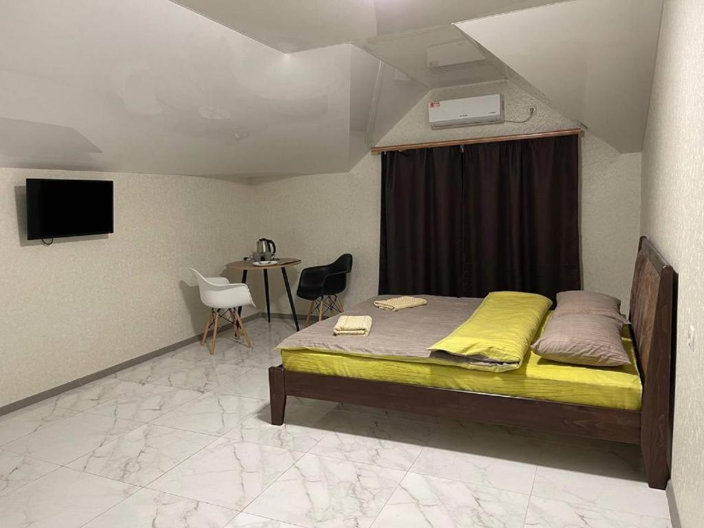 Pitstop Motel Dniprodzerzhynsk Bagian luar foto
