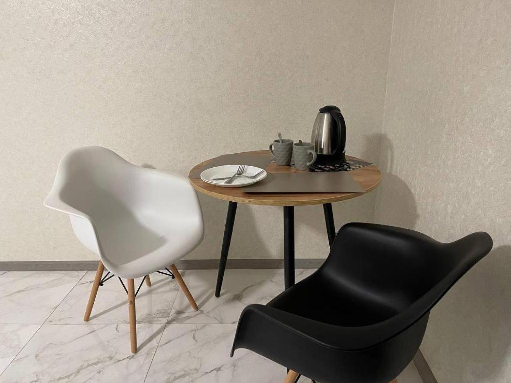Pitstop Motel Dniprodzerzhynsk Bagian luar foto