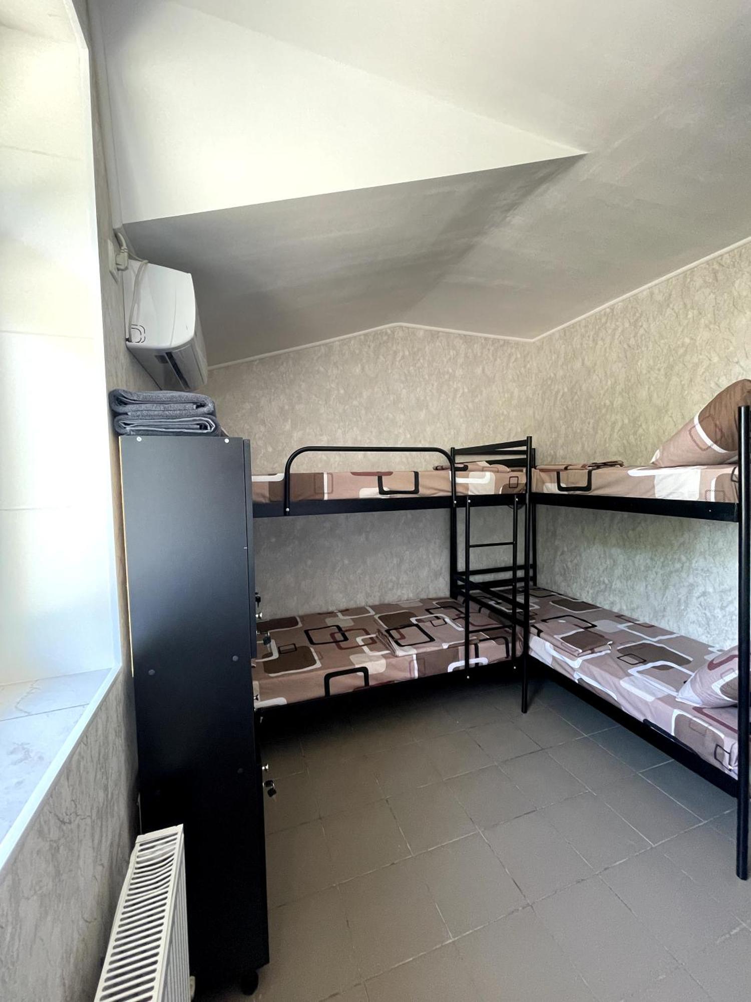 Pitstop Motel Dniprodzerzhynsk Bagian luar foto